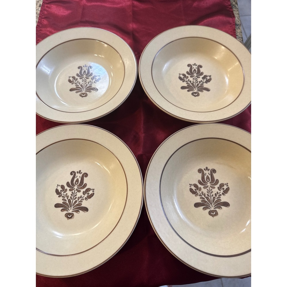 Pfaltzgraff Village Soup Cereal Bowls Set of 4 Vintage Stoneware Brown Cream